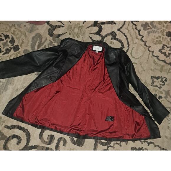 Gorgeous Worthington Black Leather Ladies 3 button Lined Jacket Sz Small - Picture 6 of 8